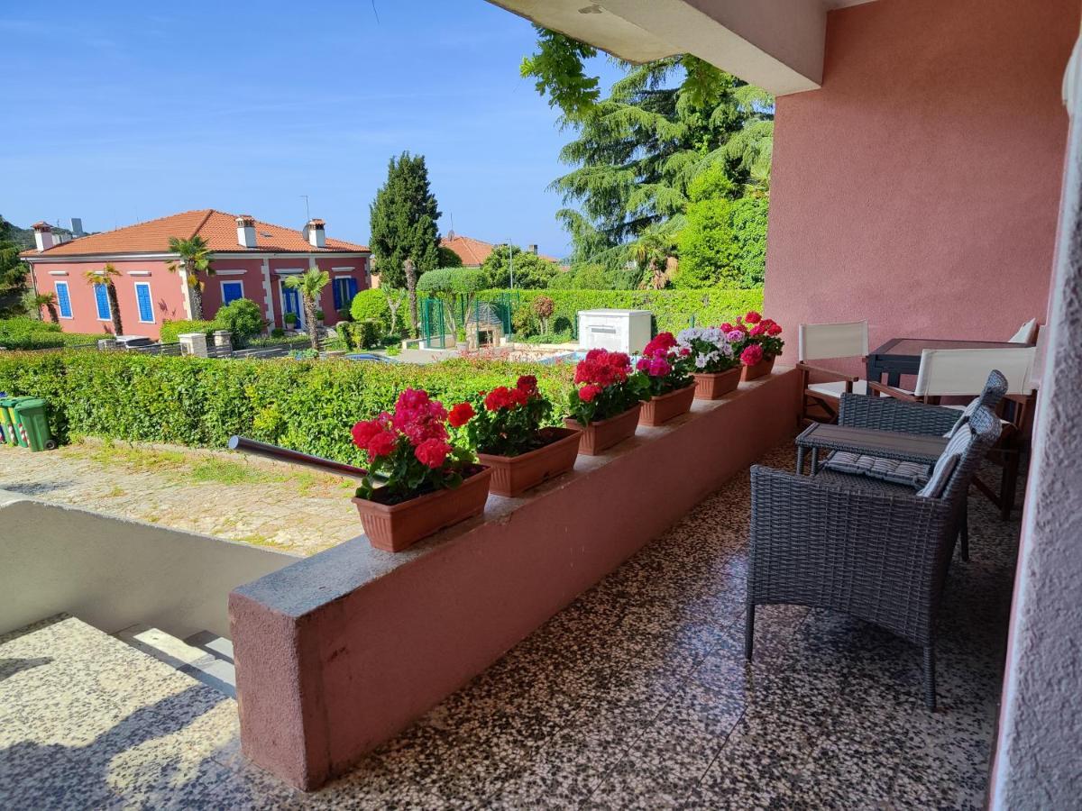 Kika Rovinj Exterior foto